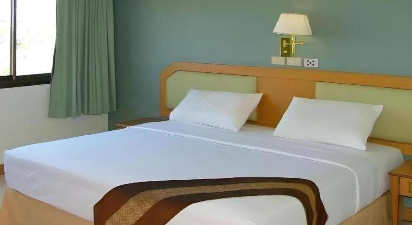 The Park Hotel Патая Екстериор снимка
